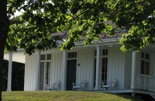 Stockton Springs Cottage | Availability in Early September! Spacious waterfront cottage! 5 Bedrooms!