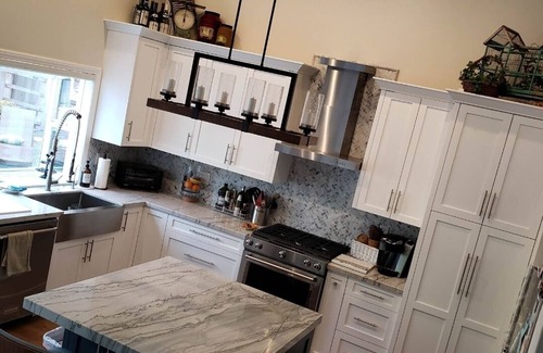Encinitas House | Available for Race Season. Renovated, quiet, Master on main floor, close to all.