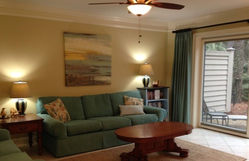 Sea Pines Villa | Available for 2023 RBC … Gorgeous 4 Bdrm Villa, Walk To Harbourtown