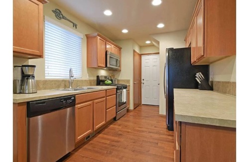 Picnic Point-North Lynnwood House | Available Now