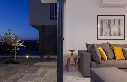 Emba Villa | Avalon 11, 4 bedroom Villa with Private Pool