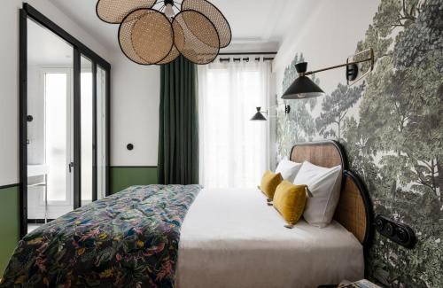 Saint-Vincent-de-Paul Hotel | Avalon Cosy Hotel Paris