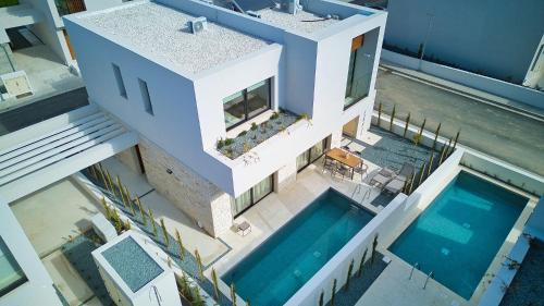 Emba Villa | Avalon Gardens Villa 13