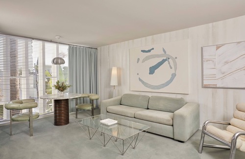 Beverly Hills Hotel | Avalon Hotel Beverly Hills, a Member of Design Hotels