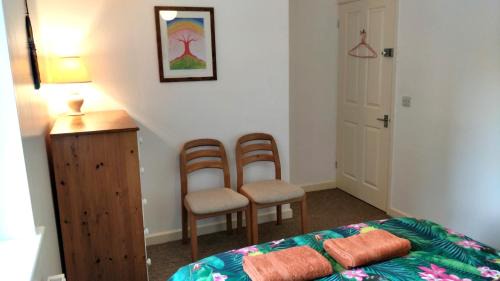 Glastonbury House | Avalon Retreat Self Catering Vegetarian Accommodation in the Heart of Glastonbury