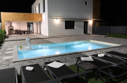 Andrijasevci Villa | Avangard HOME II