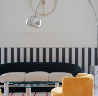 Naples City Centre Apartment | Avantgarden