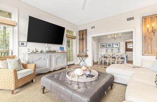 Watercolor House | Ave 30A by Coastal Dreamin