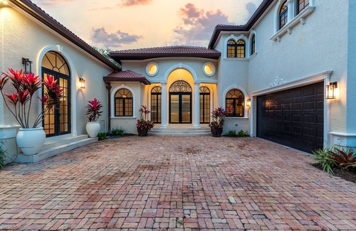 Nurmi Isles House | Ave Del Mar: Gated Waterfront Las Olas Estate. Heated Pool. 90 ft Dock