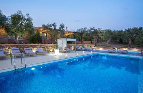 Potos Apartment | Aventura Village