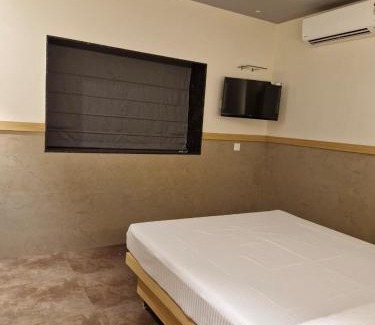 Paud Hotel | Avenue 10 Boutique Hotel