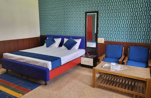 Mirzapur Hotel | Avexia Funcity Resort