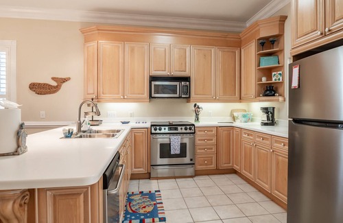 Pawleys Island Condo | Avian Forest 49-202 Updated 4 bedroom with Litchfield by the Sea Access