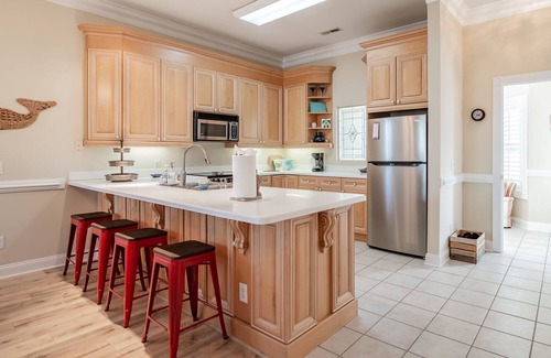 Pawleys Island Condo | Avian Forest 49-202 Updated 4 bedroom with Litchfield by the Sea Access