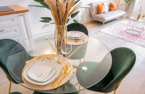 Historic Center Apartment | Aviana Suite