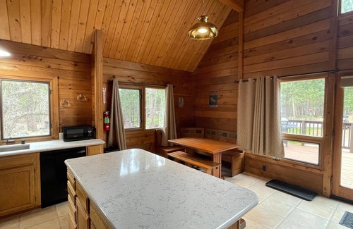 North Wawona Cabin | Avid Hiker Lodge