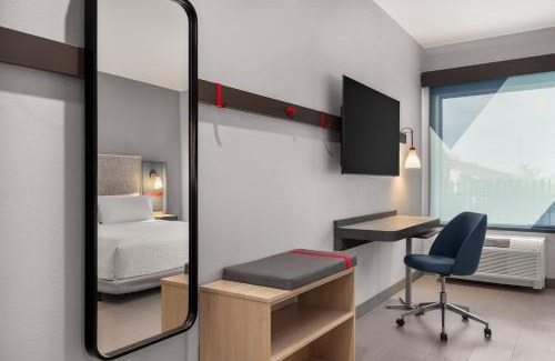 Biggs Field Hotel | avid hotel El Paso East by IHG