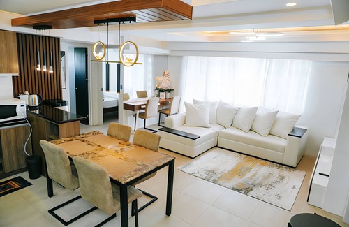 Mandurriao Apartment | Avida Prime Suite with 3Bededrooms No.35