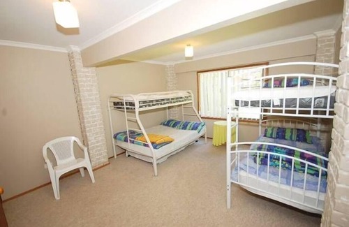 Avoca Beach House | Avoca Sands Beach Lodge AvocaSands