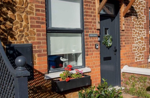Hunstanton House | Avocet House Hunstanton 250m from the sea