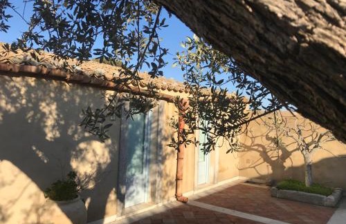 Avola House | Avola Antica