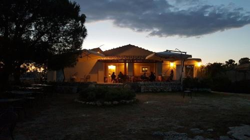 Avola House | Avola Antica