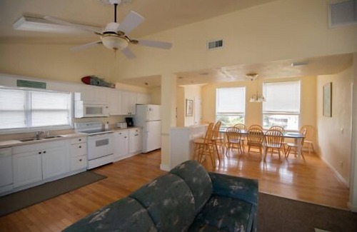 Avon Cottage | Avon Cottages