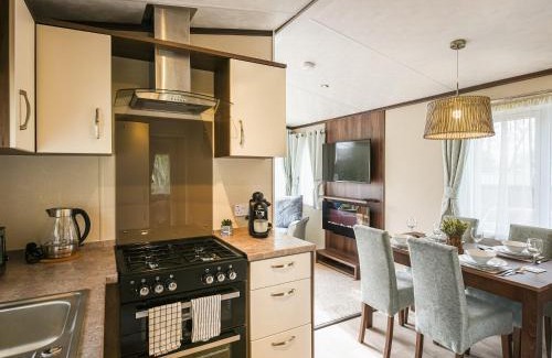 Hyssington House | Avon Lodge