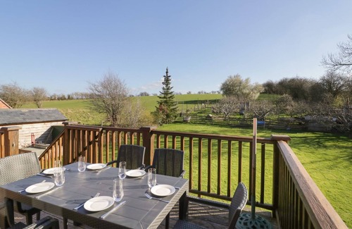 Ardens Grafton Cottage | Avon View