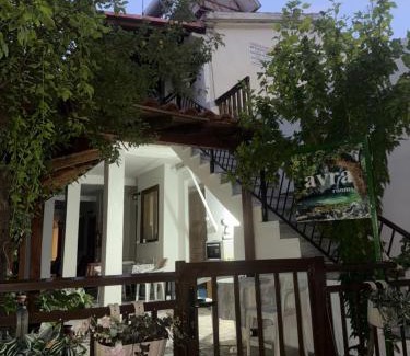 Therma House | AVRA Rooms