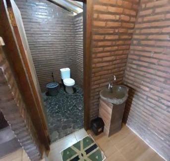 Kajarharjo Hotel | Avrilla Ijen Homestay & Cafe
