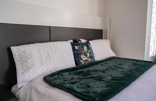 West Gate Hills Apartment | Awaii Jamaica