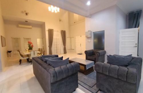 Kuala Terengganu Villa | Awang's Villa Homestay