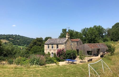 Batheaston House | Award winning 6-Bed hot tub House in Batheaston