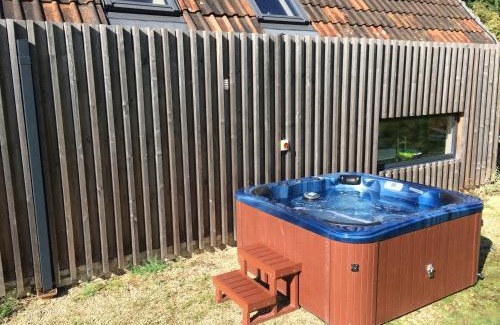 Batheaston House | Award winning 6-Bed hot tub House in Batheaston