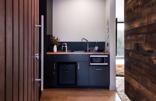 Hepburn Cottage | Awarded Australia's No.1 People's Choice
