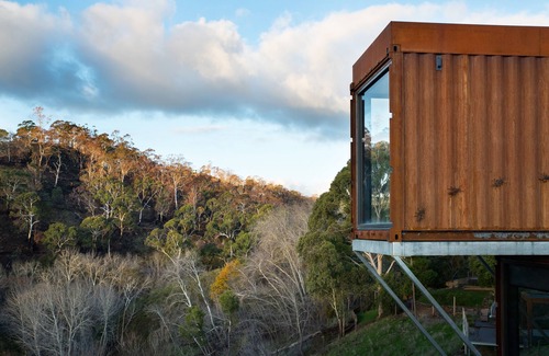 Hepburn Cottage | Awarded Australia's No.1 People's Choice