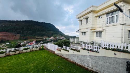 Ooty House | Away From Home - 5 - Rooms In Ooty, Home Stay Ooty