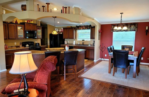 Mountain Home House | Away From it All; Heart of the Hill Country! The Wind Chime Ranch Guesthouse
