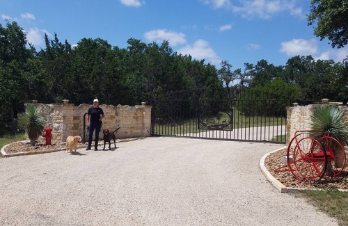 Mountain Home House | Away From it All; Heart of the Hill Country! The Wind Chime Ranch Guesthouse