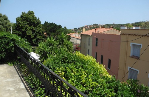 Collioure House | Away from the hustle and bustle and yet only 5 minutes to the beach and town center