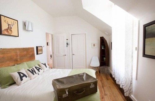 Cherry Valley House | Away in the County-Sandbanks PEC