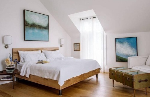 Cherry Valley House | Away in the County-Sandbanks PEC