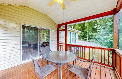 Mountain Springs House | Away to the Mountains