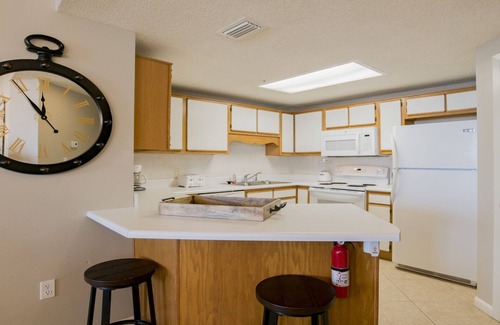 Orange Beach East Condo | Awesome 3rd Floor Phoenix X Beachfront Condo!