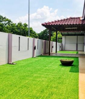 Jenjarom House | Awesome Ang Jenjarom Homestay