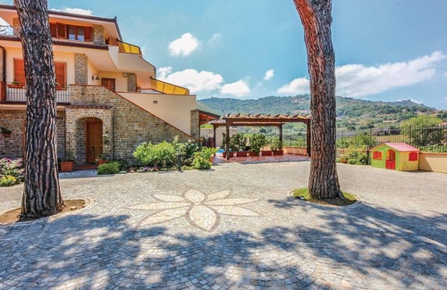 Santa Maria di Castellabate Apartment | Awesome apartment in Castellabate -SA-