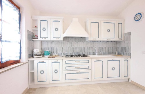 San Teodoro City Centre Apartment | Awesome apartment in San Teodoro OT