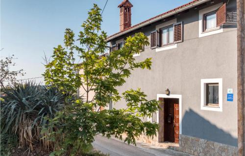 Liznjan Apartment | Awesome Apartment In Liznjan With Wifi