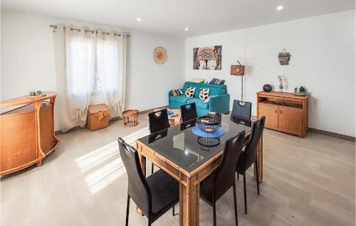 Narbonne Apartment | Awesome Apartment In Narbonne With Wifi